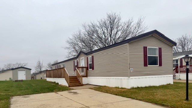 2518 Scottsdale St SW Cedar Rapids, IA 52404